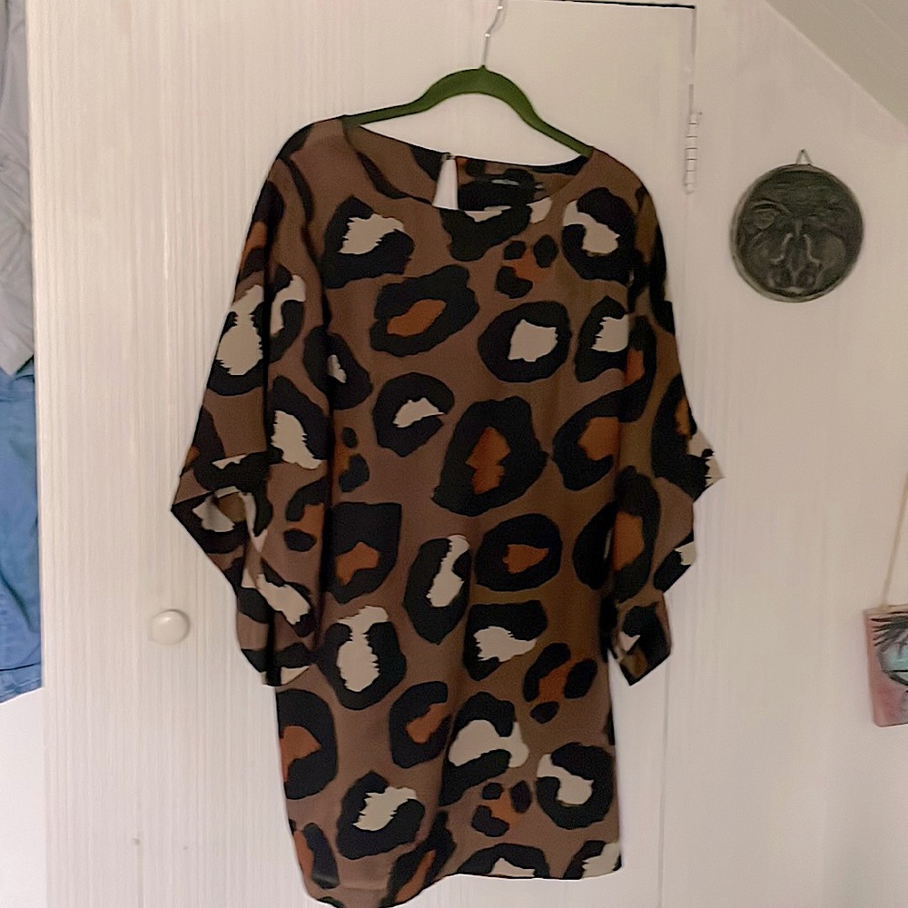 Artist reception dress